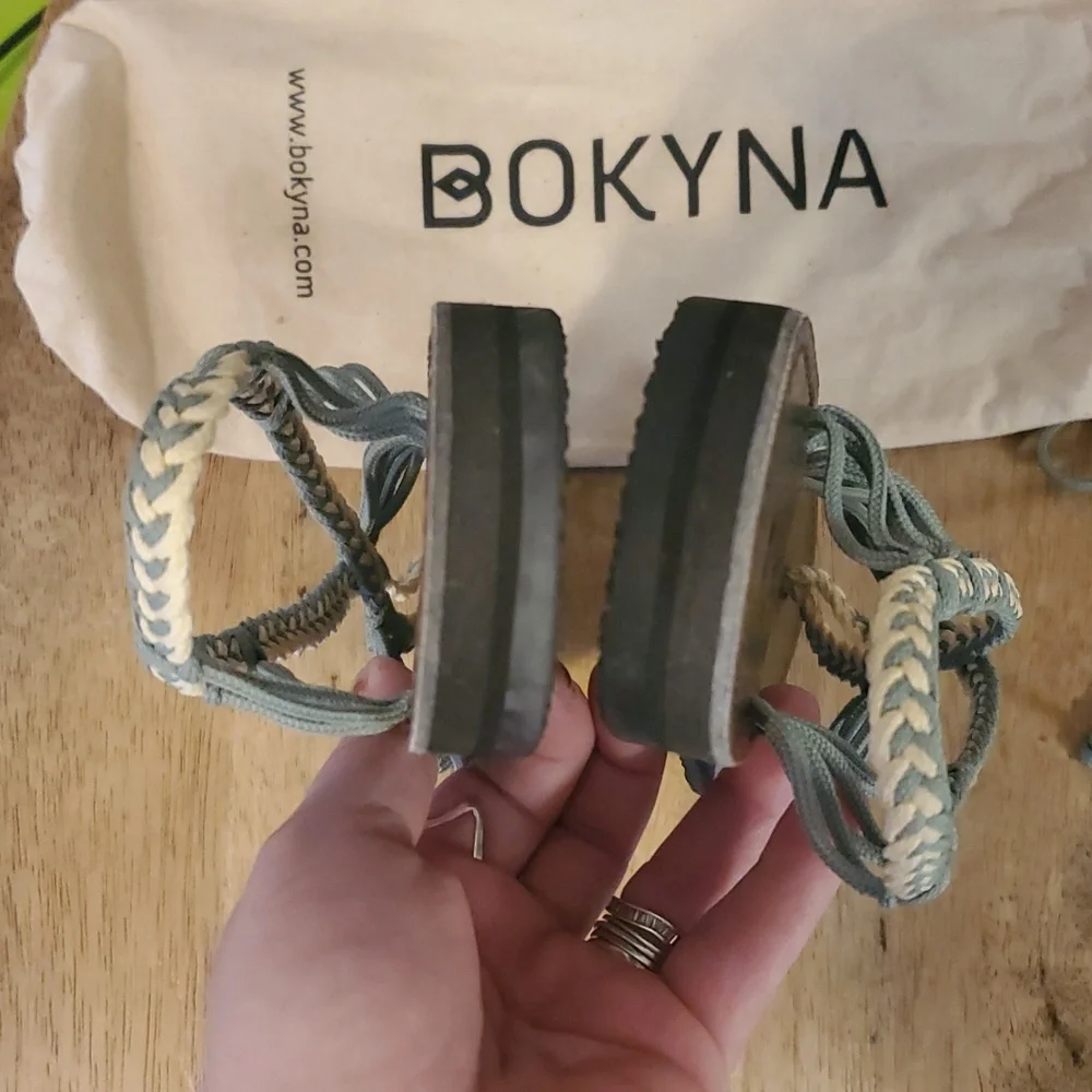 NIB BOKYNA Braided Vegan Sandals Size 39 Sage Ivory Womens